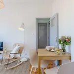 Appartement Renovated Sunny With Amazing Sunset Balcony , By Timecooler *