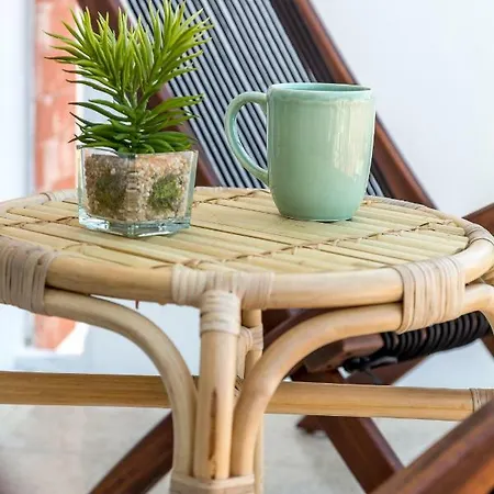 Apartament Renovated Sunny With Amazing Sunset Balcony , By Timecooler Lizbona
