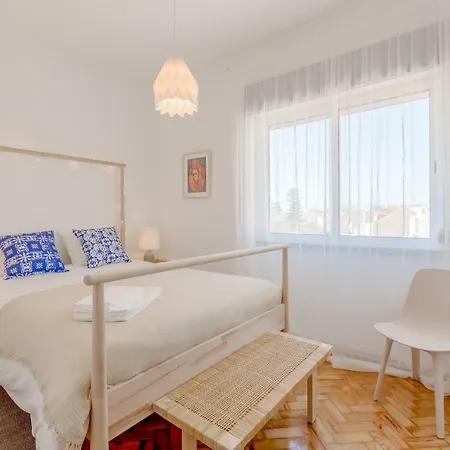 Renovated Sunny With Amazing Sunset Balcony , By Timecooler Appartement