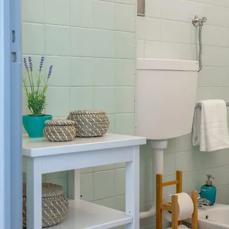 Renovated Sunny With Amazing Sunset Balcony , By Timecooler