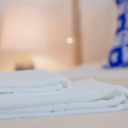 Renovated Sunny With Amazing Sunset Balcony , By Timecooler * Lisboa